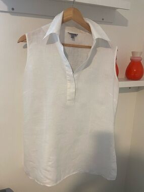 Studio Jax White Sleeveless Polo Shell